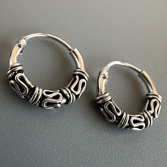 Sterling Silver Bali Hoop Earrings 10 mm - Picture 6 of 6